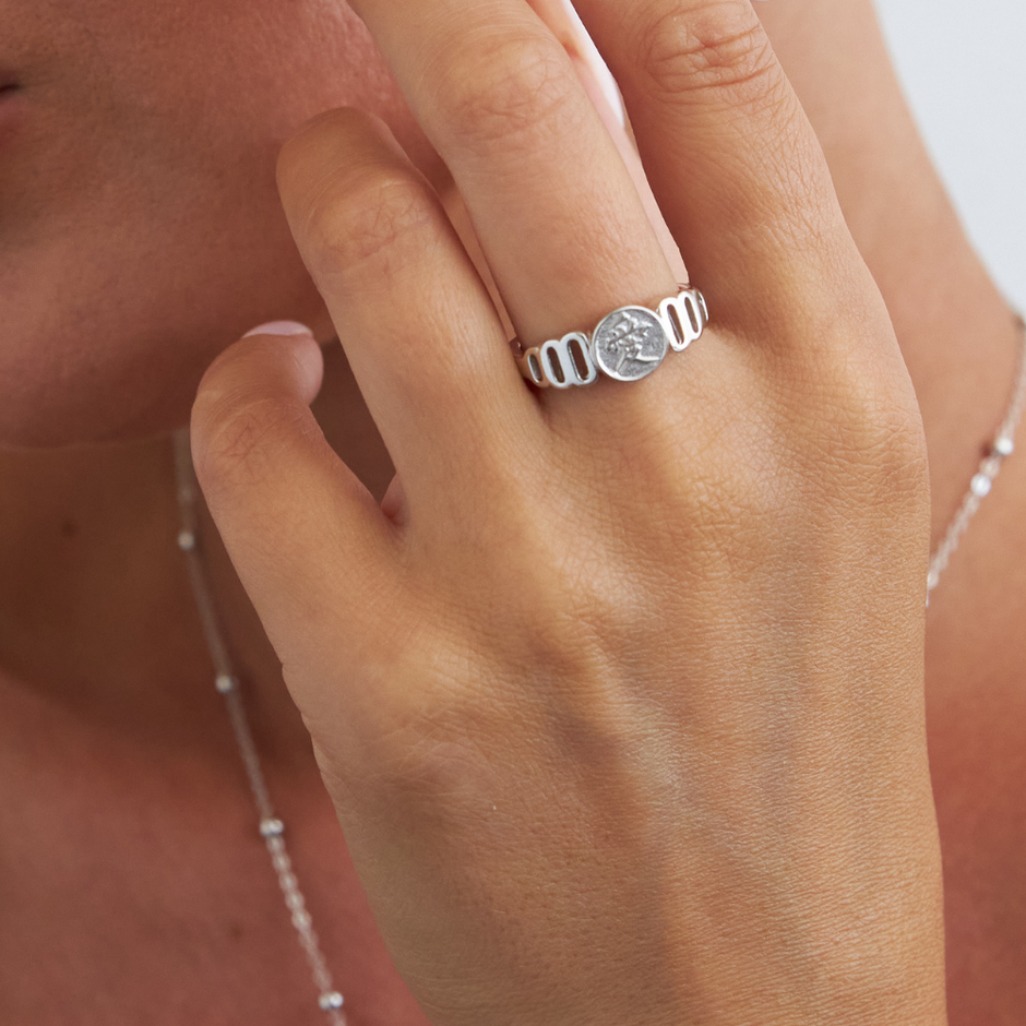 Love Kanji Jewelry – Symbol of 愛 in Japanese Design | NOE Jewelry