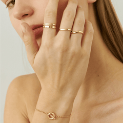 Minimalist Wave ring